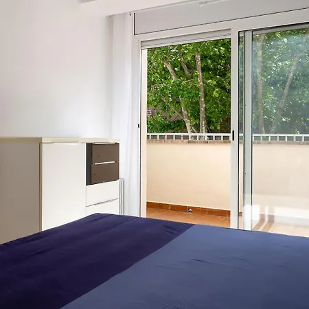 At071 Primera Linea, Reformado, Airco Apartment