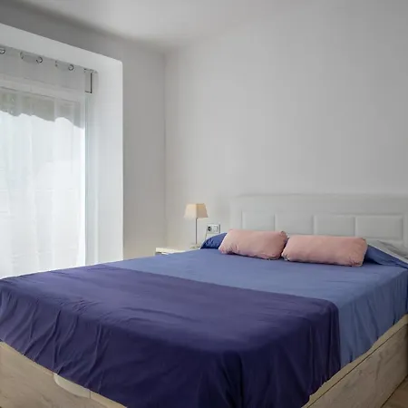 At071 Primera Linea, Reformado, Airco Apartment